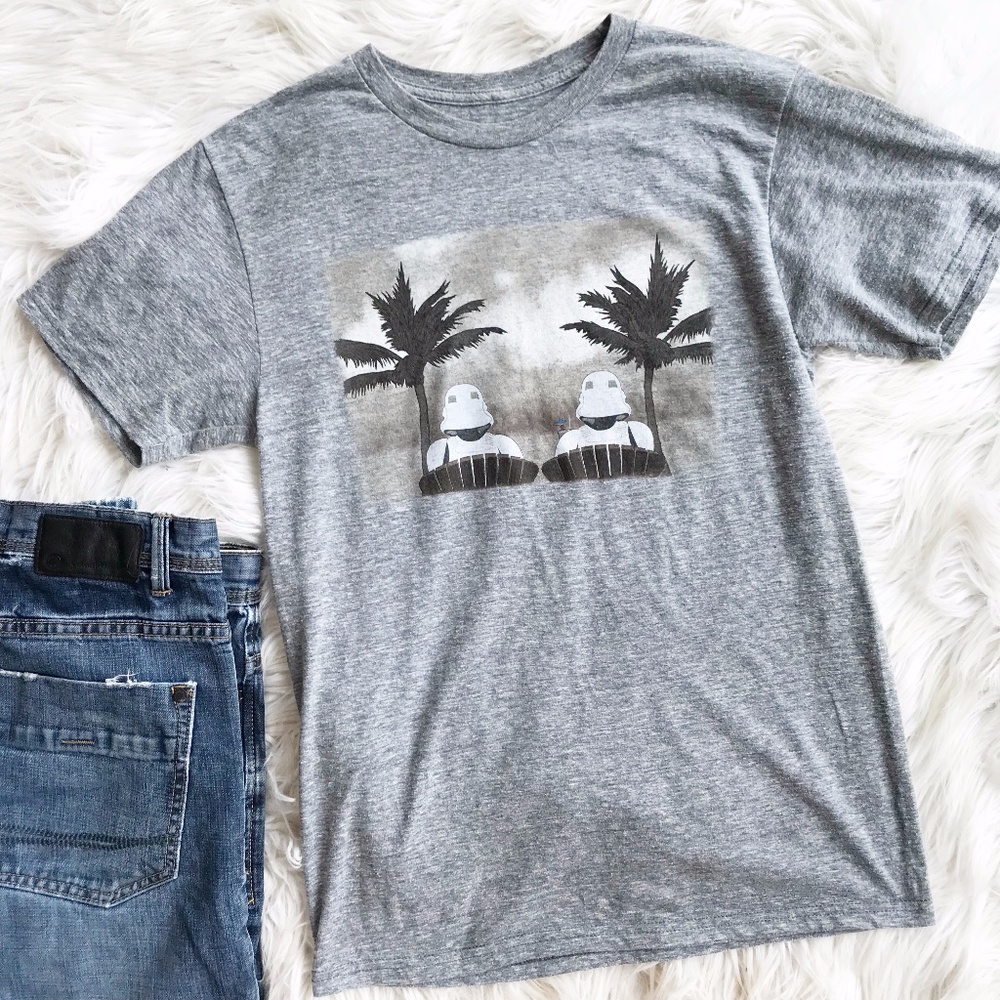 Men's Star Wars Graphic Print T-Shirt.