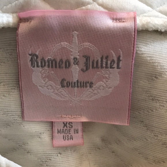 Romeo and Juliet Floral Crop Top - Picture 5 of 6