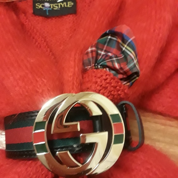 Sweater - Picture 8 of 8