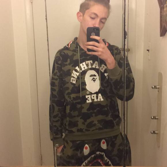 Meet your Posher, James - Picture 1 of 1