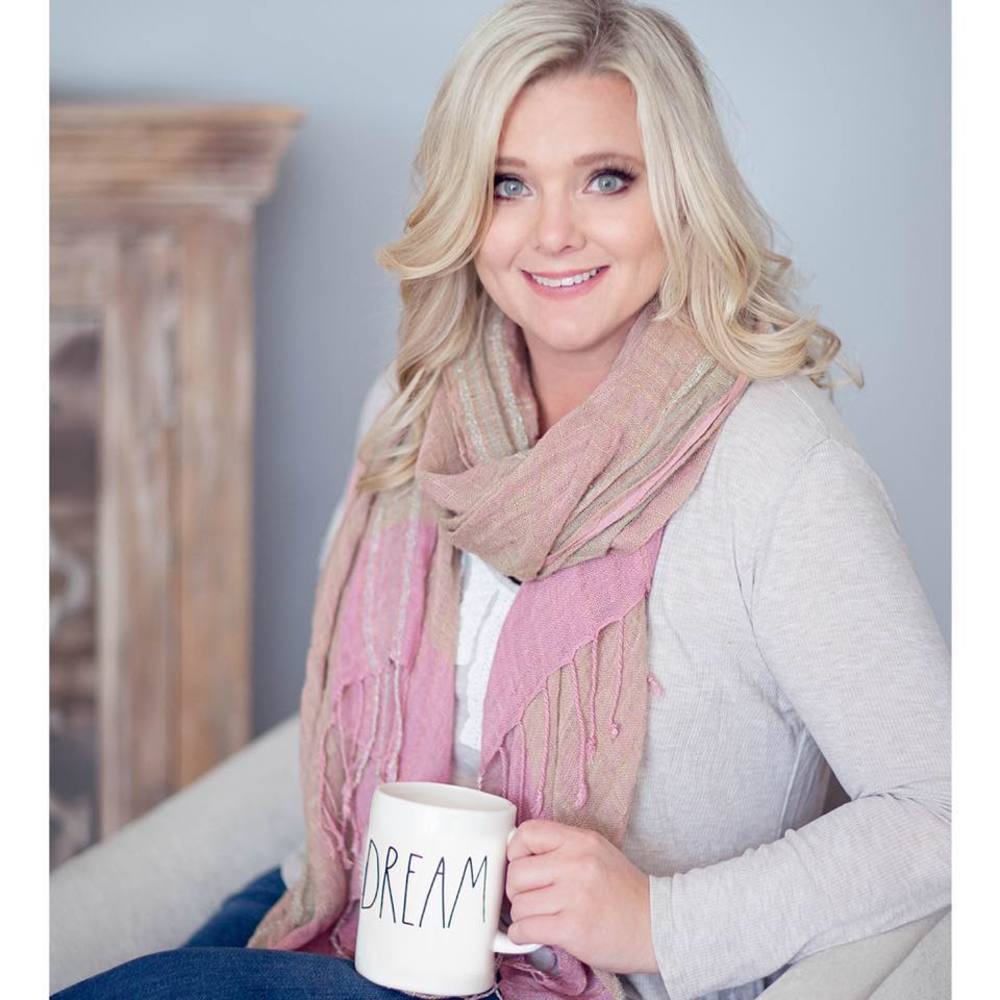 Meet your Posher, Anna