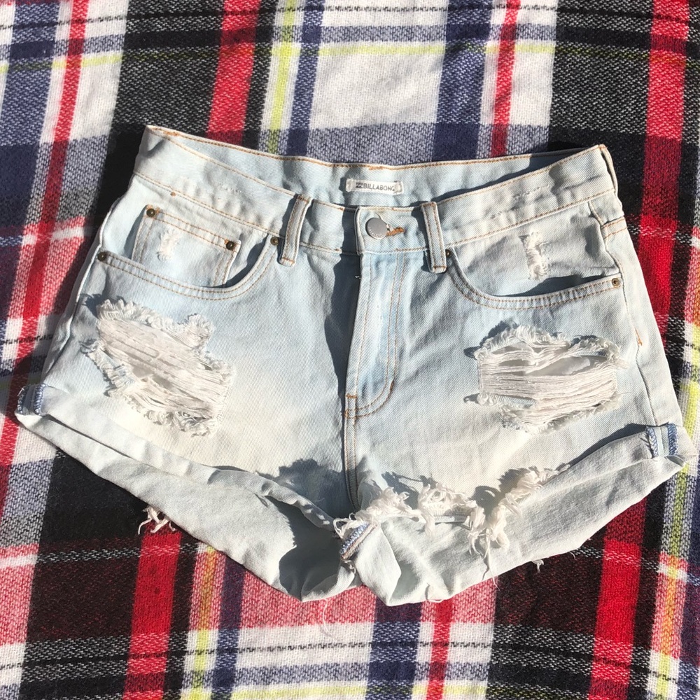 NWOT billabong shorts