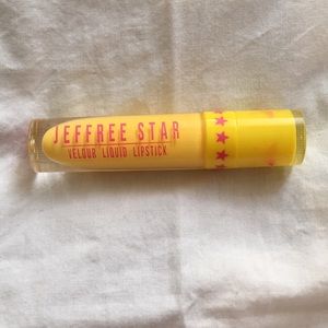 Jeffree Star Queen Bee Velour Liquid Lipstick