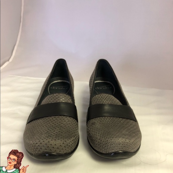 New Dansko Oksana Grey Snake Loafer Size 36M - Picture 3 of 6