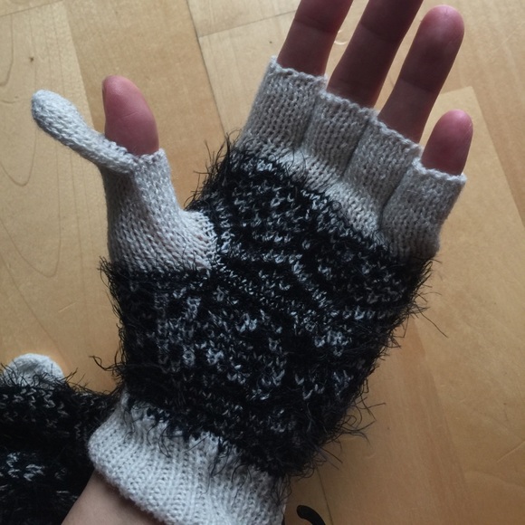 Winter hat scarf & gloves sets main image 5