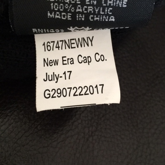 Supreme snake script beanie - Picture 6 of 6