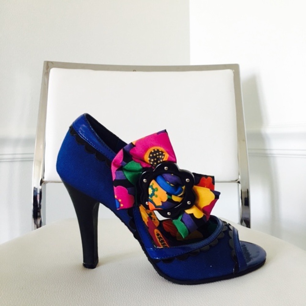 Betseyville "Lane" colorful heels