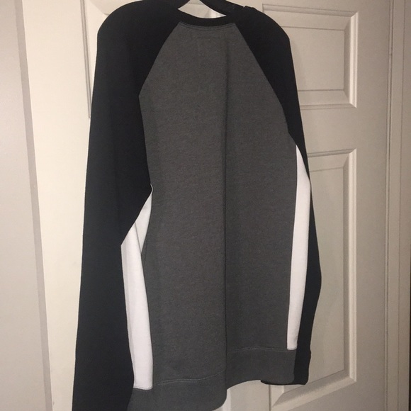 Fleece - Picture 2 of 3