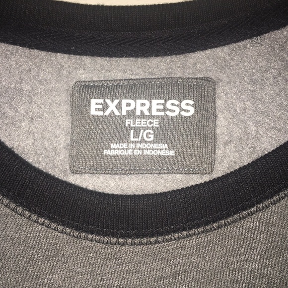 Fleece - Picture 3 of 3