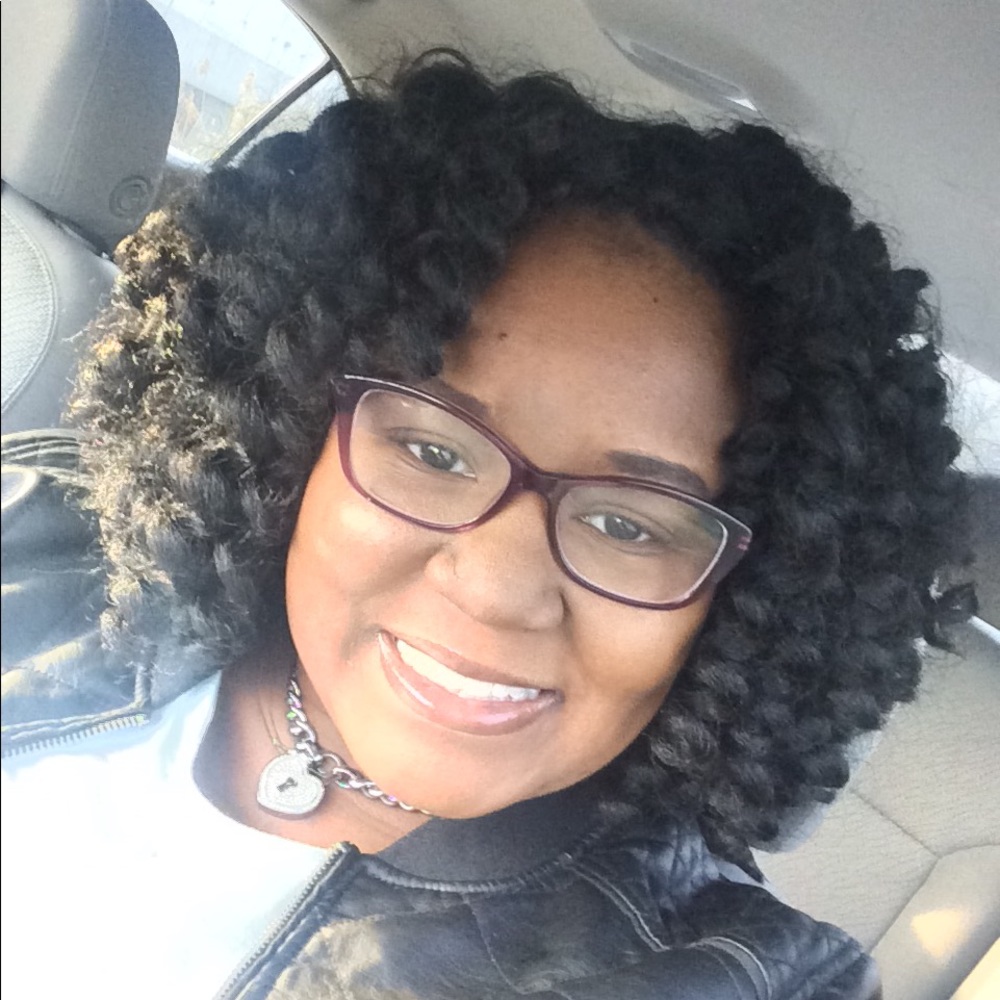 Meet your Posher, Keisha