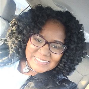 Meet your Posher, Keisha