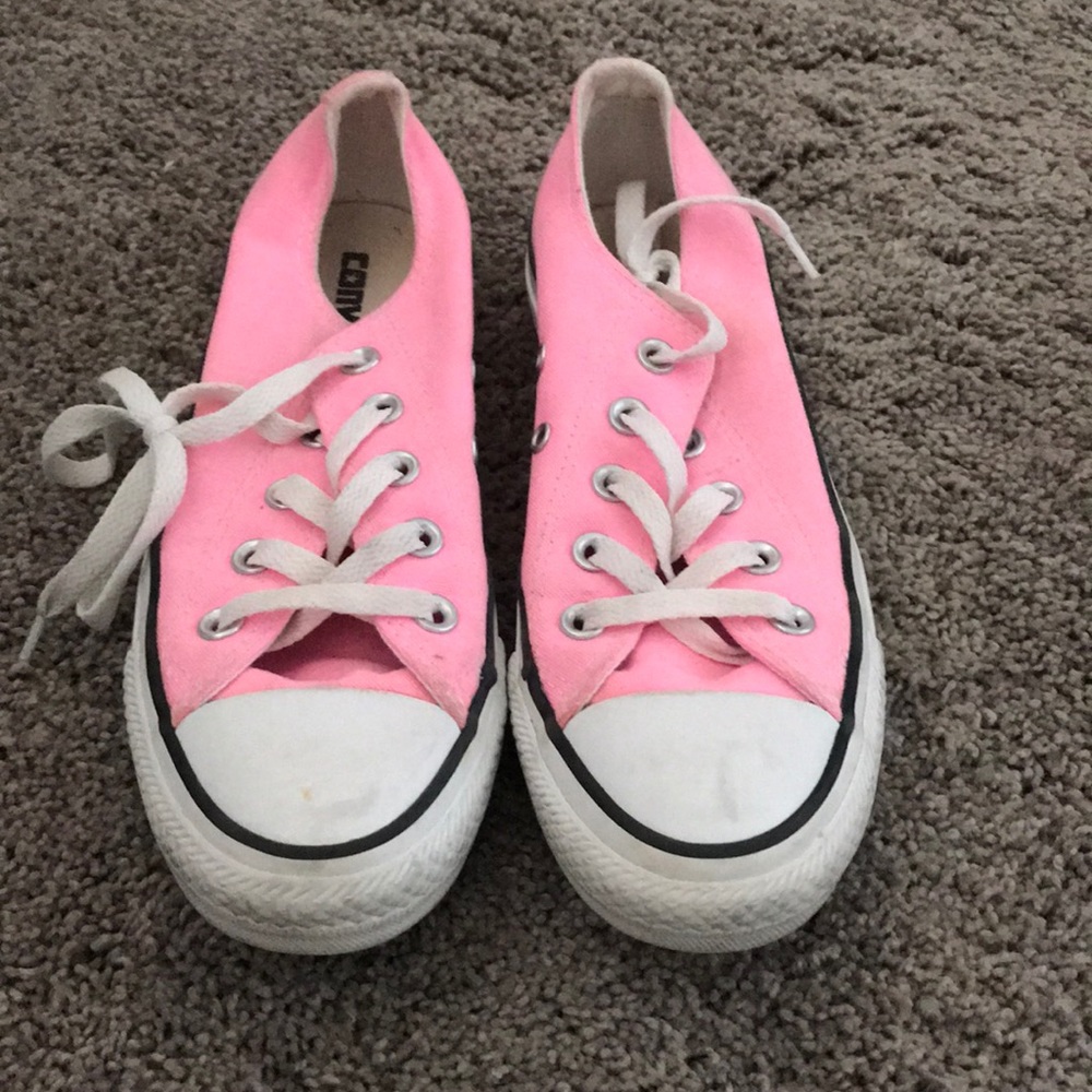 Pink converse all star lo top sneakers