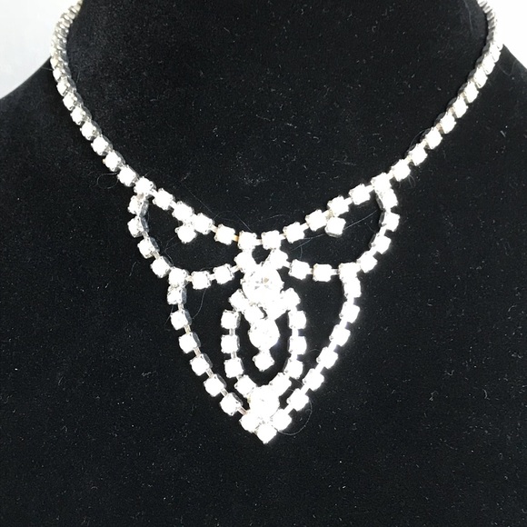 VINTAGE Princess Necklace - Picture 6 of 8