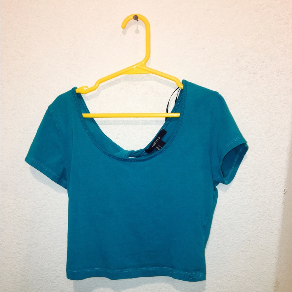 crop top