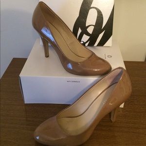 Nude Nine West Heels w/box Size 8.5