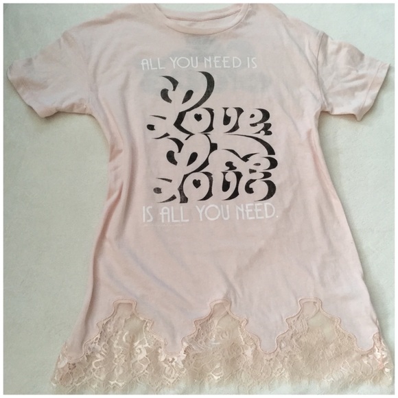 ALL YOU NEED IS LOVE Top - Picture 3 of 7