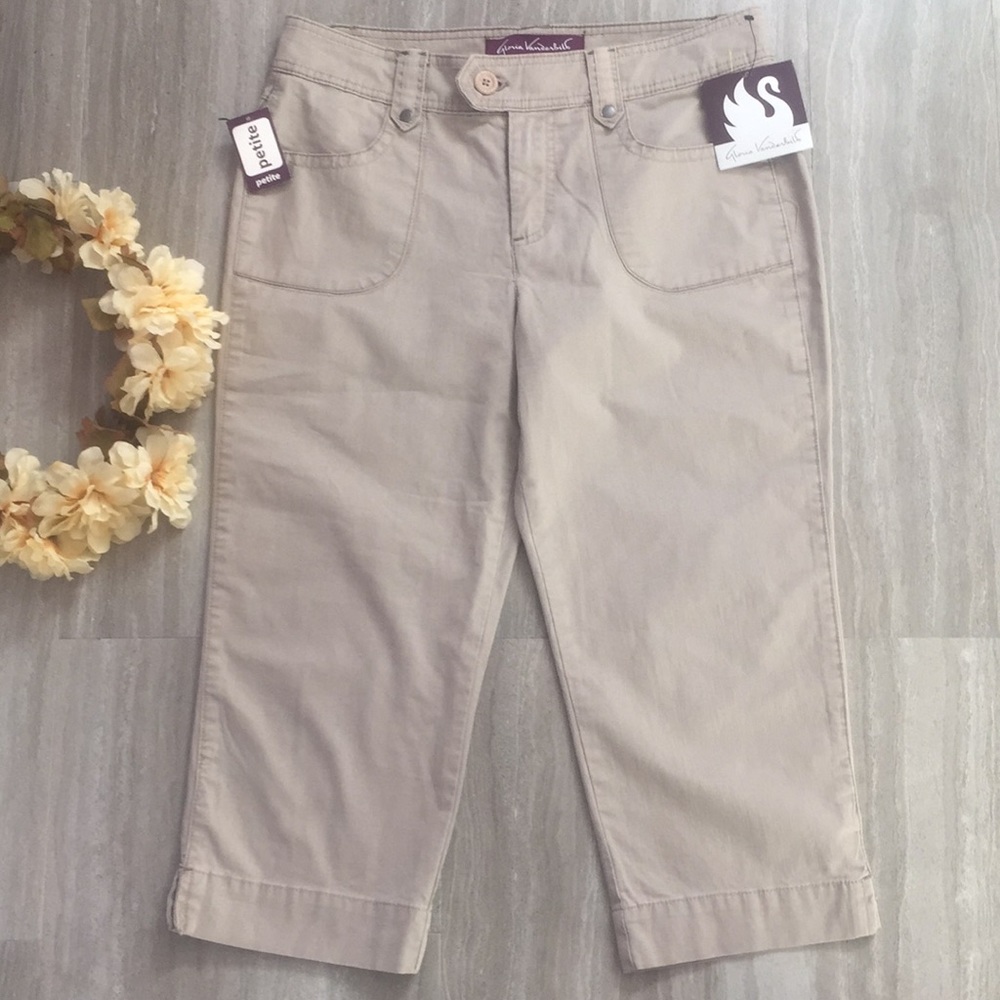 Gloria Vanderbilb Capris