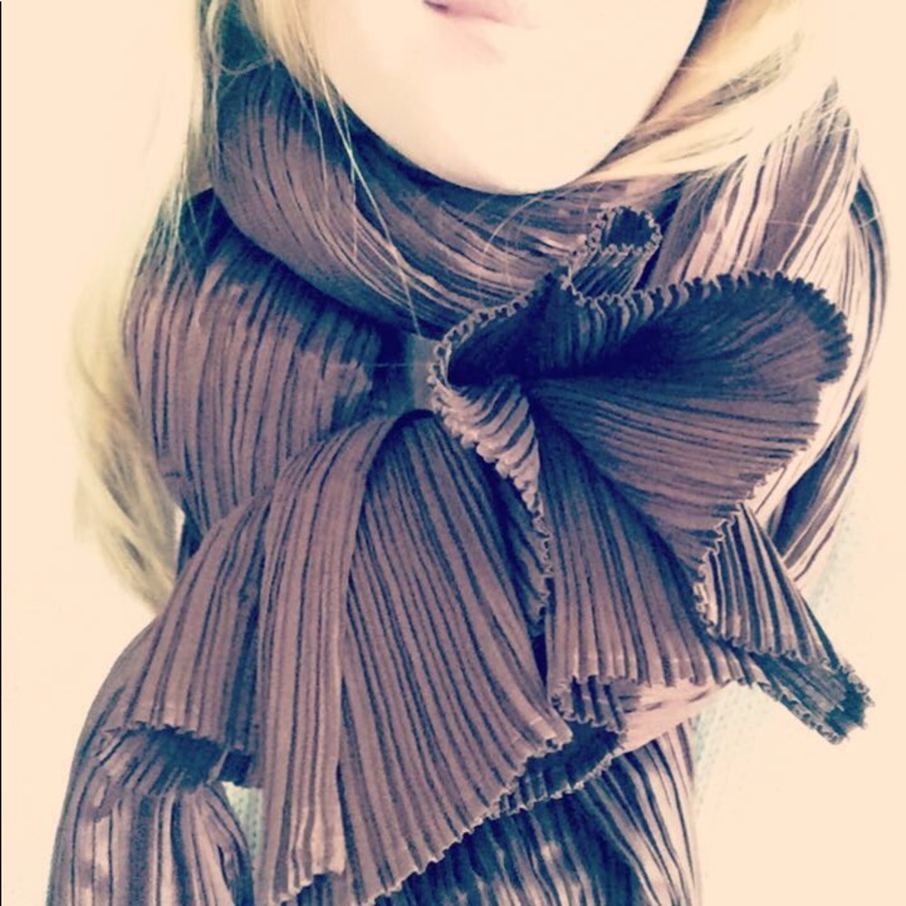 Issey Miyake Pleats Please Brown Scarf Shawl Top - Picture 7 of 8