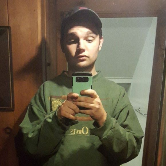 Meet your Posher, Griffin - Picture 1 of 1