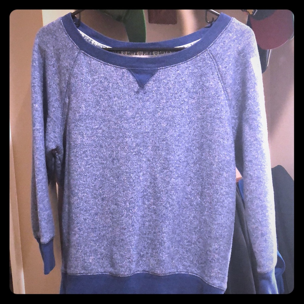 PINK Crewneck