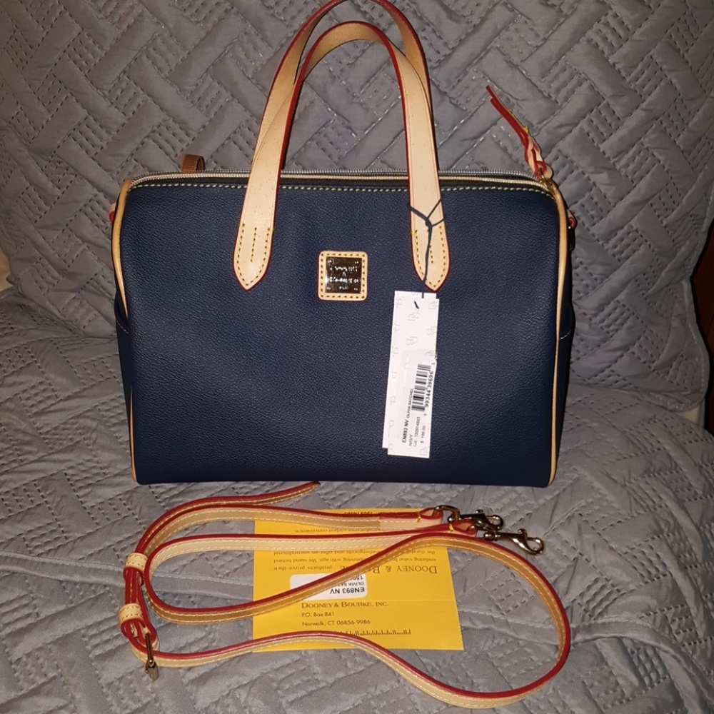 EUC Dooney & Bourke Carly Olivia satchel