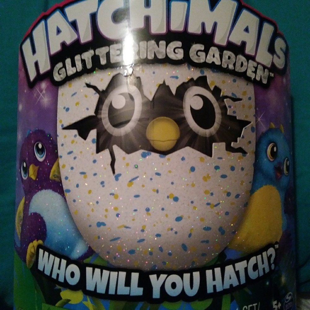 Hatchimals glitter garden