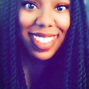 Meet your Posher, April