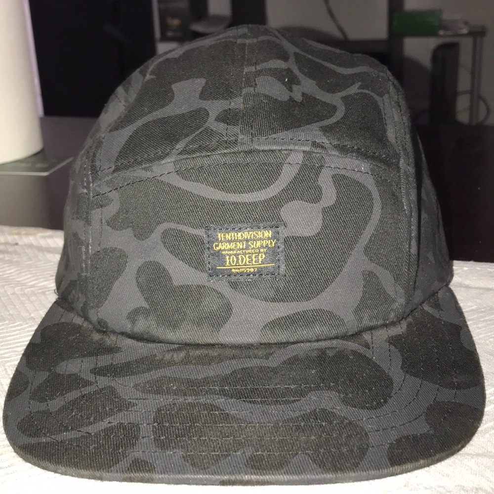 10 Deep Black camo 5 panel Hat