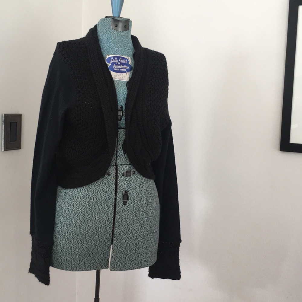 Fall sale!! Black short Cardigan 20% off!