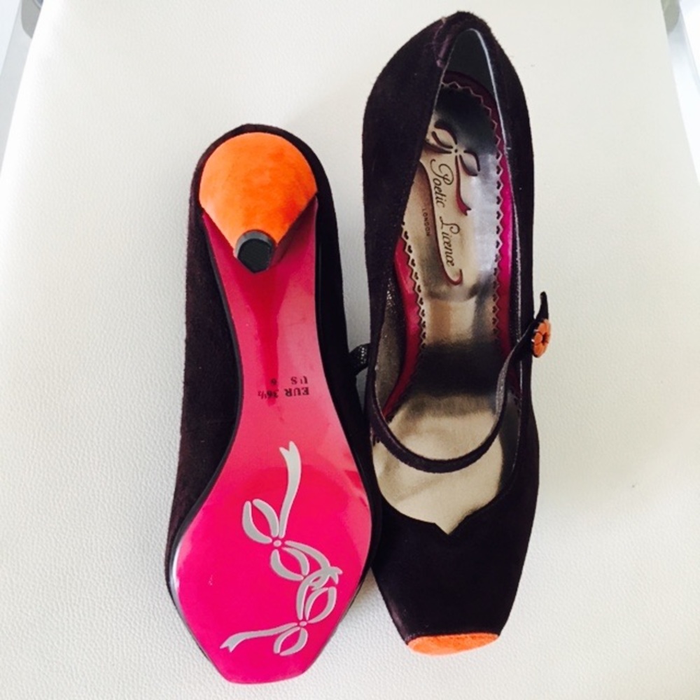 Poetic License "First Look brown suede heels