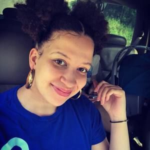 Meet your Posher, Molly