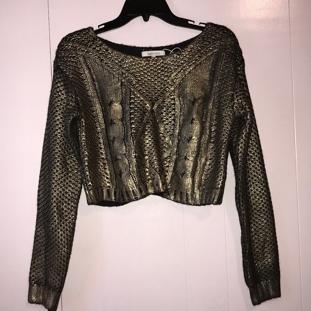 Black/gold cropped knit sweater