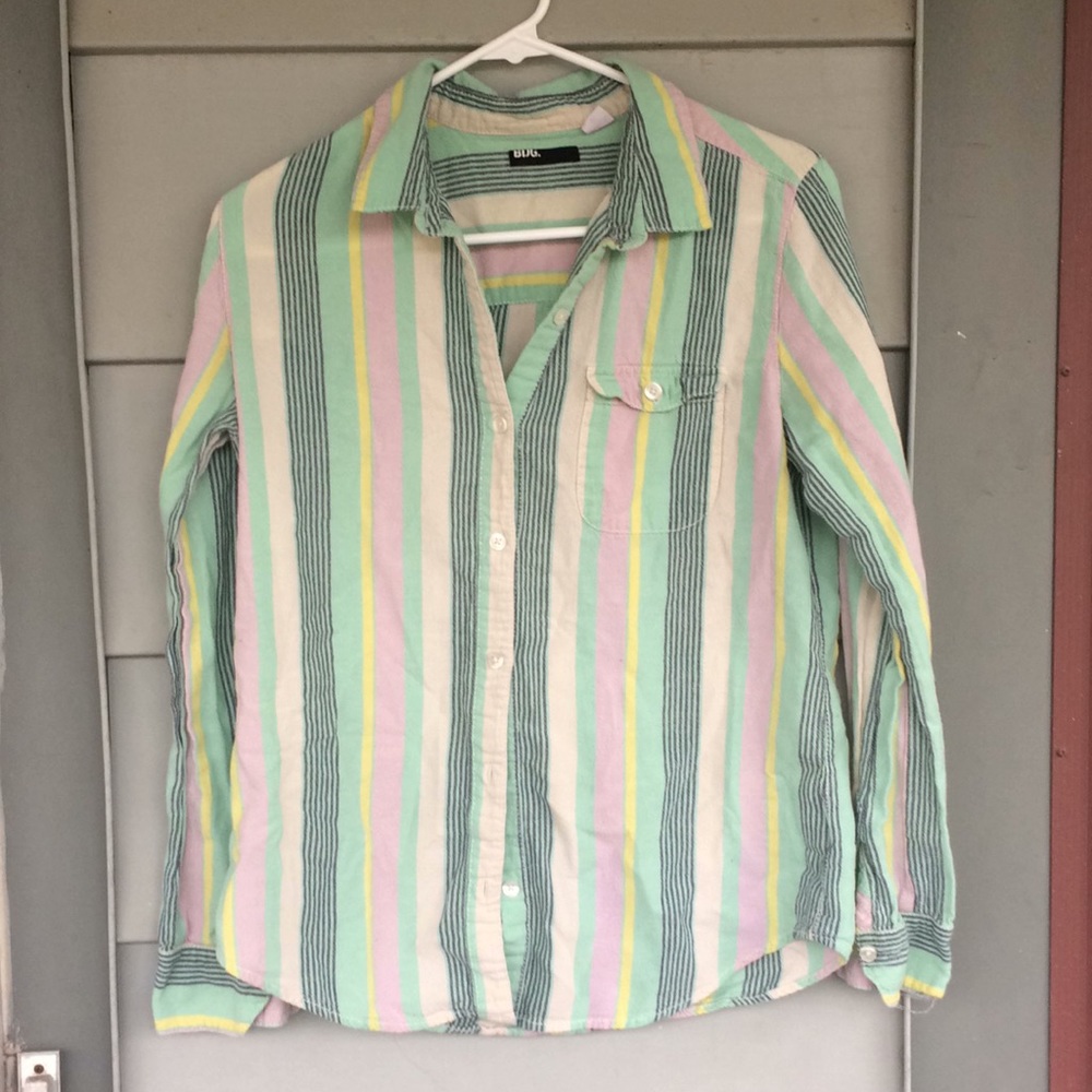 Urban Outfitters BDG shirt size M