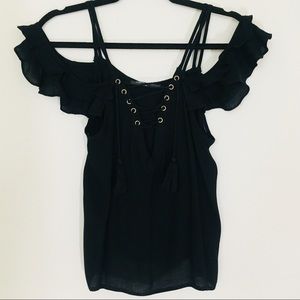 Off-shoulder Black Top