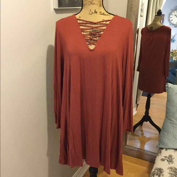 Tops - Rust criss cross tunic