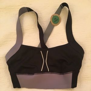 NWT Reebok Speedwick Compression sports bra, XS