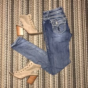 Size 25 rock revival skinny jeans