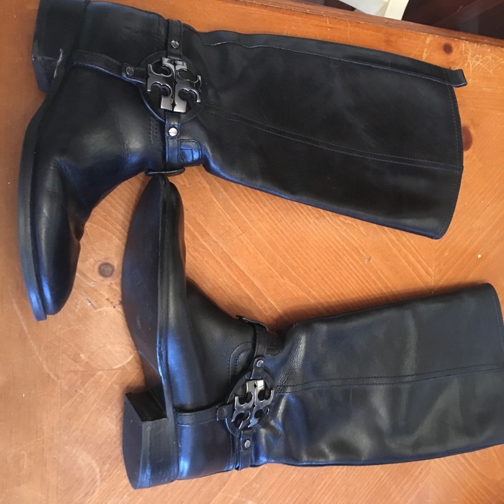 Tory Burch Leather boots 8