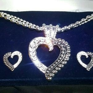 Montana Silversmith jewelry set