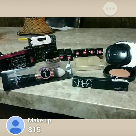 Katvon d lipsticks, pallet, mark jacobs bronzer.. - Picture 3 of 3