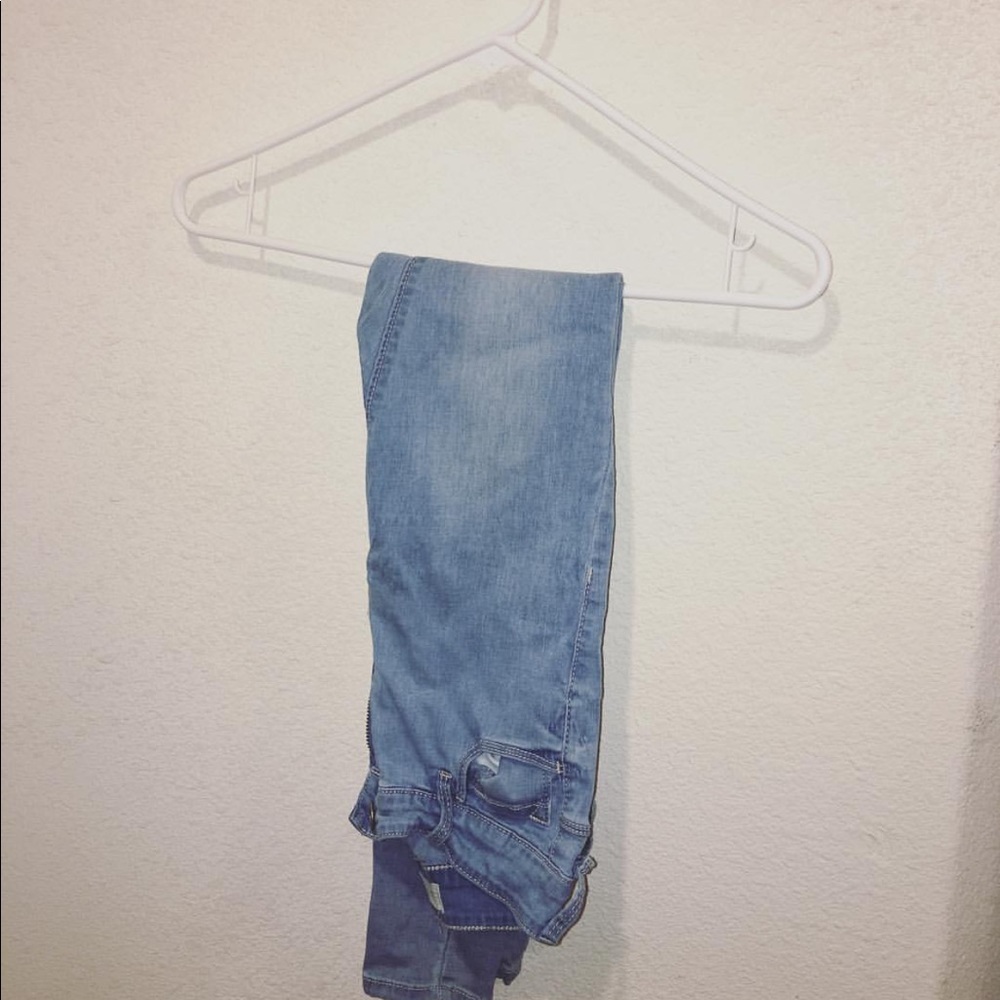 jeans