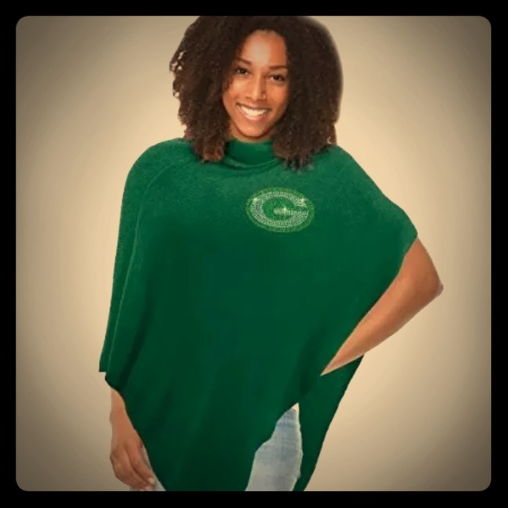 NFL Greenbay Poncho Authentic Preowned