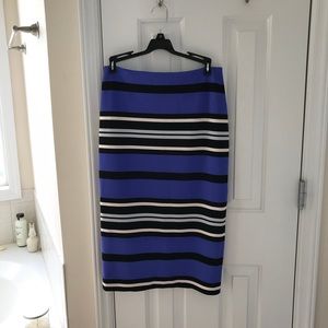 Stripped pencil skirt