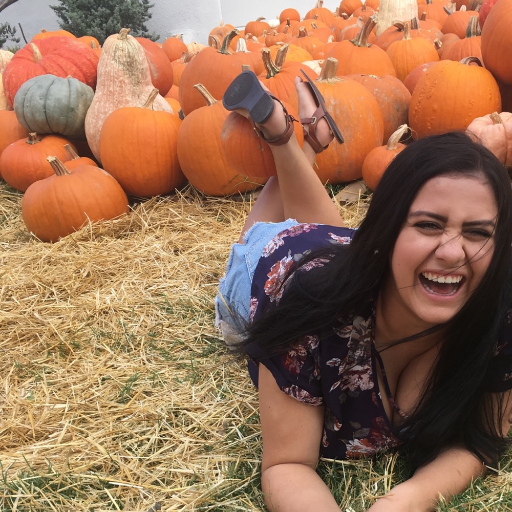 Meet your Posher, Molly