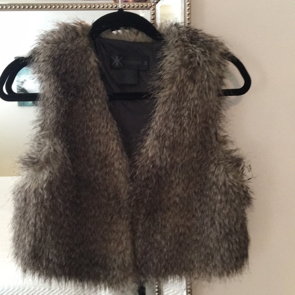 Kardashian 💕 Faux Fur Vest Juniors Size S