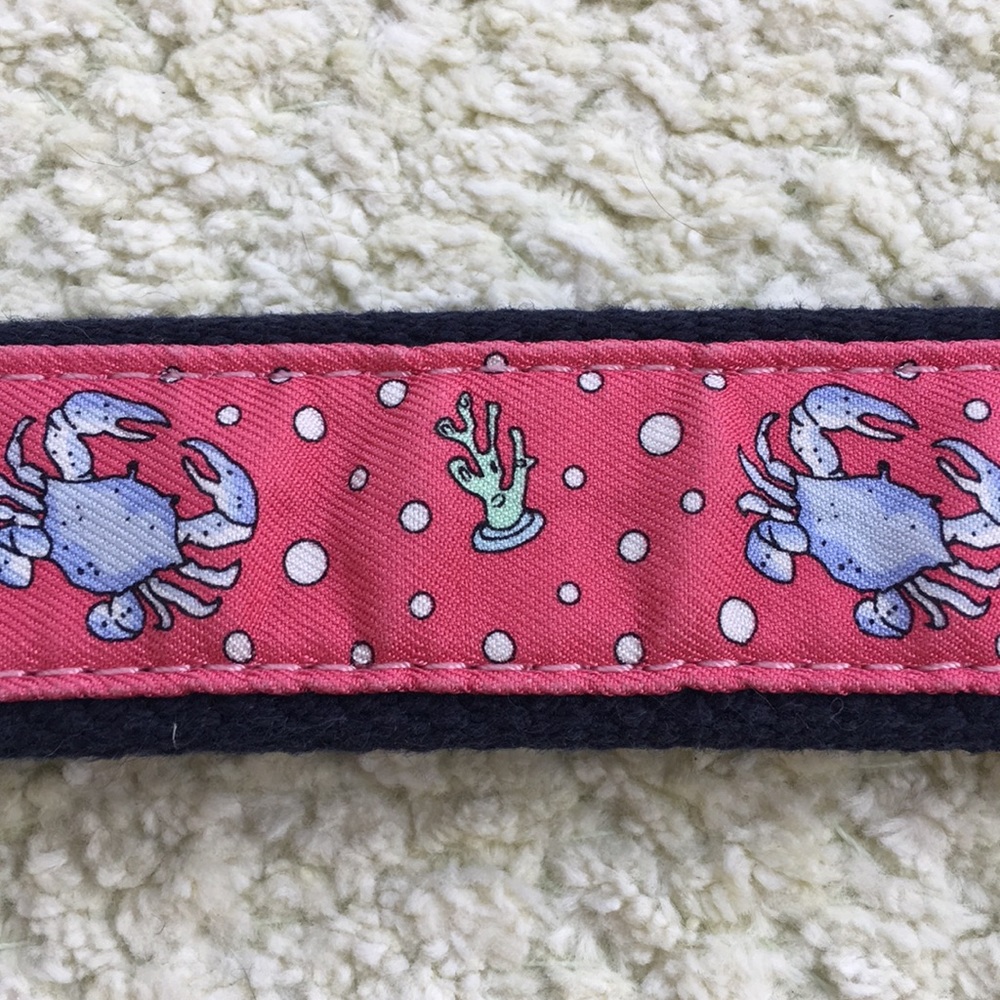 Vineyard Vines kids belt in Nantucket Red