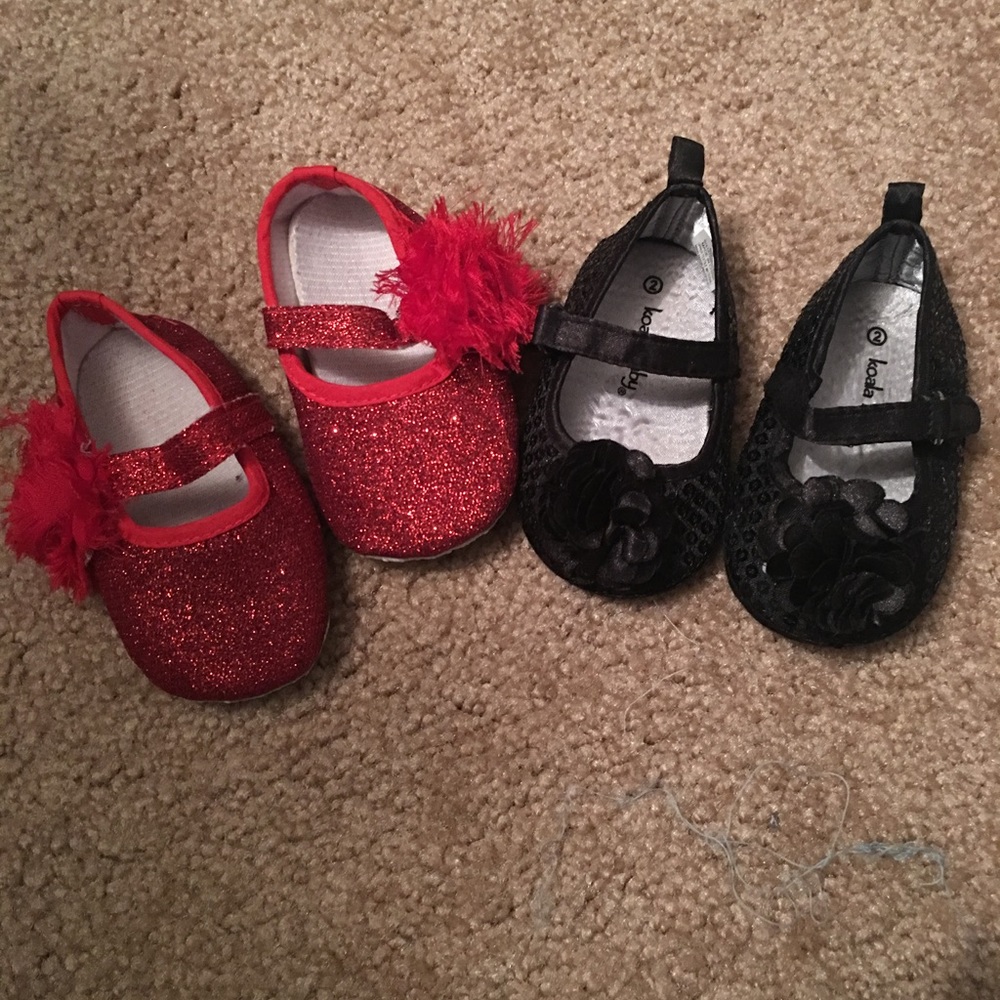 Baby/infant lot of 2 dress shoes
