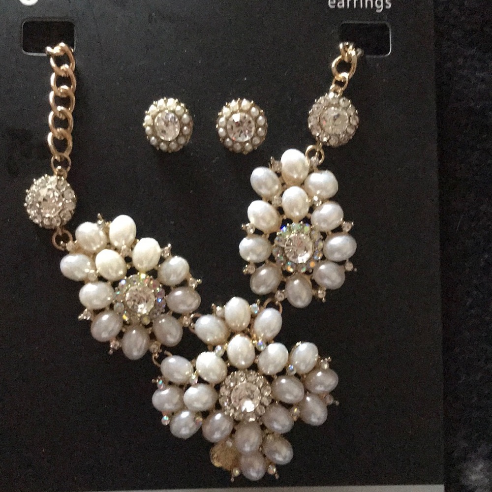 2/$13💥💥 Necklace set