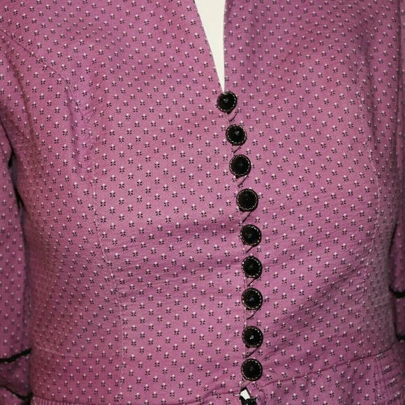 SOLD!!Vicotorain  floral Dress Women's Petites - Picture 3 of 8