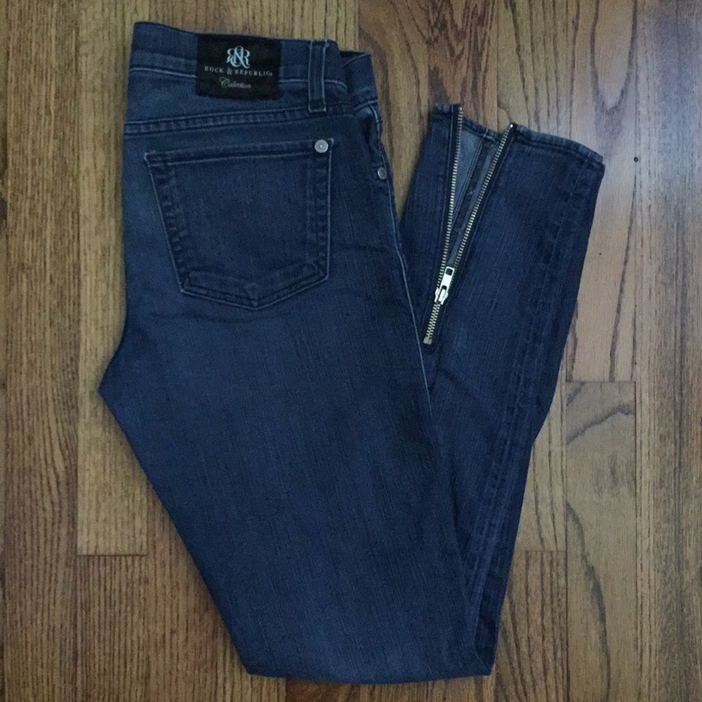 Rock & Republic skinny jeans w/ zipper detail - 28